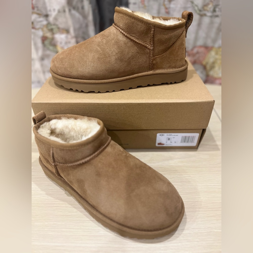 SOLD Ultra Mini UGG